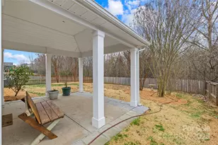 3723 Gricklade Dr, Charlotte, NC 28262 - Photo 10