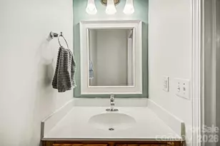 8048 Stoneham Ct, Matthews, NC 28105 - Photo 6