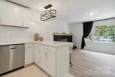 5420 Gwynne Avenue, Charlotte, NC 28205 - Photo 12