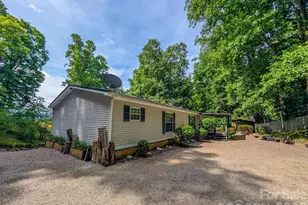 1372 Lickskillet Rd, Burnsville, NC 28714 - Photo 4