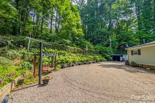 1372 Lickskillet Rd, Burnsville, NC 28714 - Photo 10