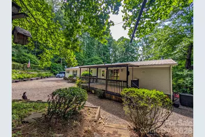 1372 Lickskillet Road, Burnsville, NC 28714 - Photo 6