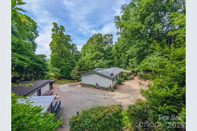 1372 Lickskillet Road, Burnsville, NC 28714 - Photo 8