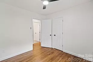 2430 Dora Dr, Charlotte, NC 28215 - Photo 14