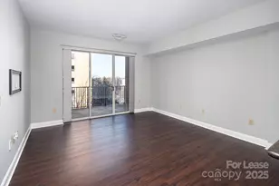 300 W 5th St, Charlotte, NC 28202 - Photo 4