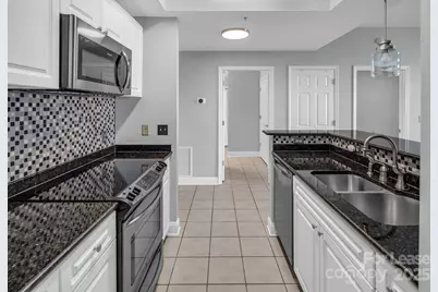 300 W 5th Street #339, Charlotte, NC 28202 - Photo 12