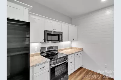 171 Peyton Elaine Road, Clyde, NC 28721 - Photo 8