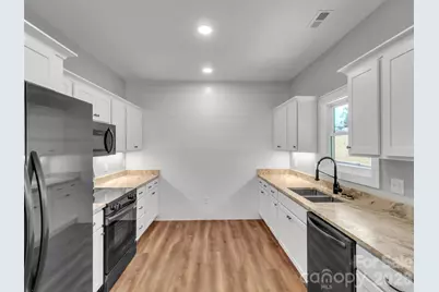 171 Peyton Elaine Road, Clyde, NC 28721 - Photo 8