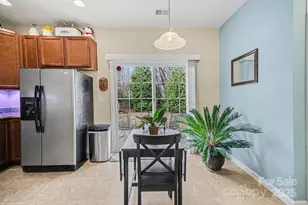 10311 Bunclody Dr, Charlotte, NC 28213 - Photo 16