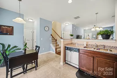 10311 Bunclody Drive, Charlotte, NC 28213 - Photo 14