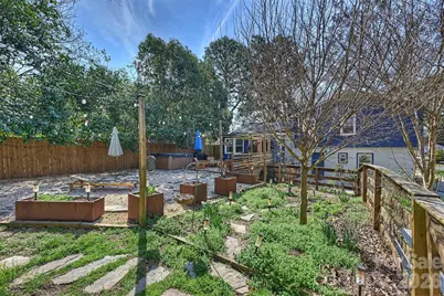 1941 Bentley Place, Charlotte, NC 28205 - Photo 44