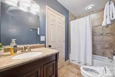 1941 Bentley Place, Charlotte, NC 28205 - Photo 32