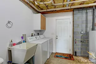 993 Old Marshall Hwy, Asheville, NC 28804 - Photo 30