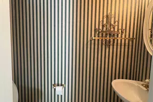 5828 Swanston Dr, Charlotte, NC 28269 - Photo 8