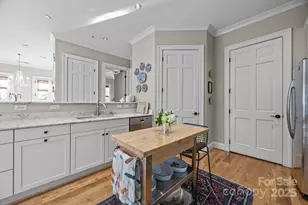 477 Fenton Pl, Charlotte, NC 28207 - Photo 10