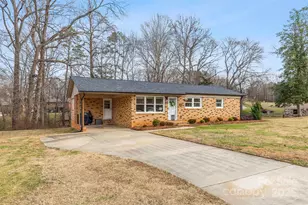 2104 Hollandale Dr, Gastonia, NC 28054 - Photo 4