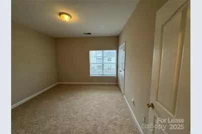 11865 Ridgeway Park Drive, Charlotte, NC 28277 - Photo 4