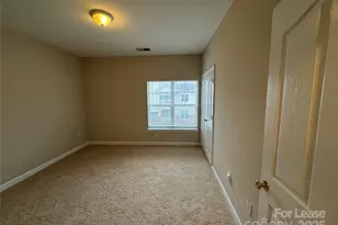 11865 Ridgeway Park Dr, Charlotte, NC 28277 - Photo 4