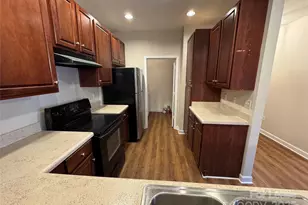 11865 Ridgeway Park Dr, Charlotte, NC 28277 - Photo 10