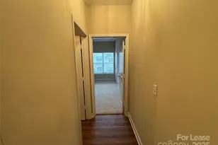 11865 Ridgeway Park Dr, Charlotte, NC 28277 - Photo 2