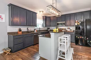 8208 Stourhead Gardens Ln, Waxhaw, NC 28173 - Photo 10