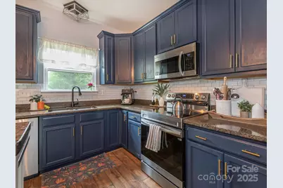 8208 Stourhead Gardens Lane, Waxhaw, NC 28173 - Photo 18