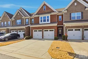 106 Clarendon St, Mooresville, NC 28117 - Photo 1