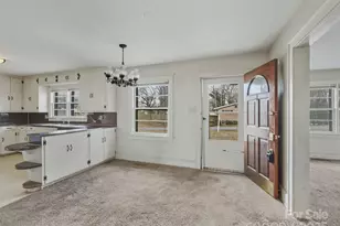 110 2nd Ave NE, Catawba, NC 28609 - Photo 4