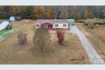 5951 Great Divide, Claremont, NC 28610 - Photo 4