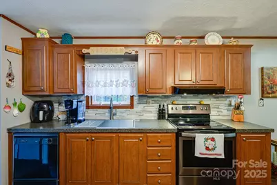 5951 Great Divide, Claremont, NC 28610 - Photo 8