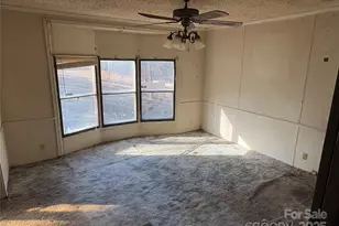 1521 Lemon Tree Ln, Morganton, NC 28655 - Photo 6