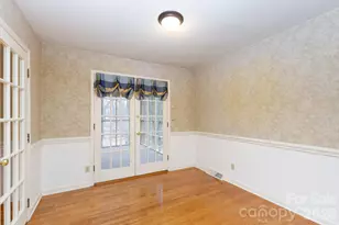 8219 Cliffside Dr, Charlotte, NC 28270 - Photo 6