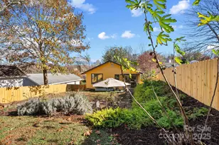 52 East St, Asheville, NC 28803 - Photo 32