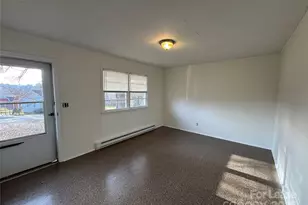 215 Nutall Dr, Mount Holly, NC 28120 - Photo 4