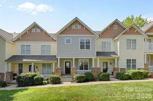 11013 Dundarrach Ln, Charlotte, NC 28277 - Photo 2