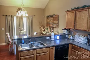 3928 Old Glory Dr, Concord, NC 28025 - Photo 6