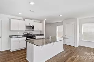 58 Caroline Vly Ln, Hendersonville, NC 28792 - Photo 6