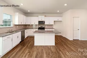 137 Pecan Grv Ln, Statesville, NC 28677 - Photo 4