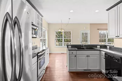 208 Mountain View Road, Statesville, NC 28625 - Photo 14