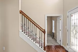 208 Mountain View Rd, Statesville, NC 28625 - Photo 10