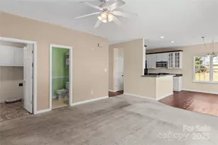 208 Mountain View Rd, Statesville, NC 28625 - Photo 22