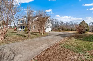 208 Mountain View Rd, Statesville, NC 28625 - Photo 48