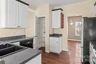 208 Mountain View Rd, Statesville, NC 28625 - Photo 16