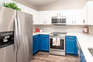 2342 Brendon Patrick Ct, Charlotte, NC 28262 - Photo 16