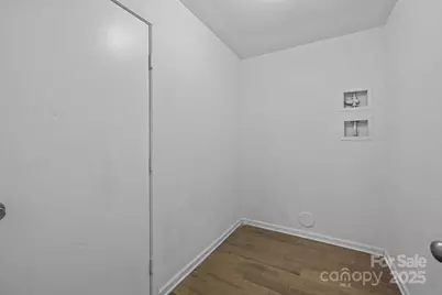 8618 Herons Pond Court, Charlotte, NC 28215 - Photo 14