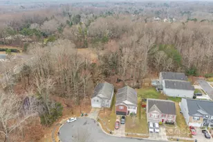 8618 Herons Pond Ct, Charlotte, NC 28215 - Photo 44