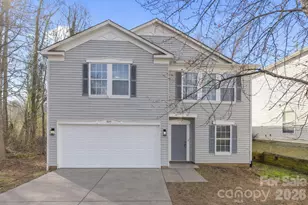 8618 Herons Pond Ct, Charlotte, NC 28215 - Photo 1