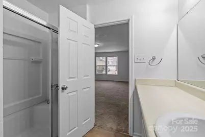8618 Herons Pond Court, Charlotte, NC 28215 - Photo 22