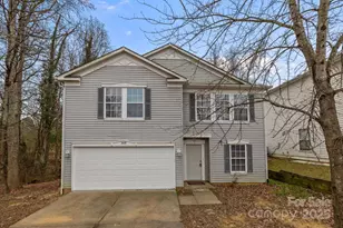 8618 Herons Pond Ct, Charlotte, NC 28215 - Photo 1
