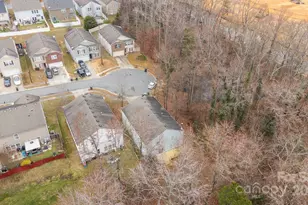 8618 Herons Pond Ct, Charlotte, NC 28215 - Photo 42